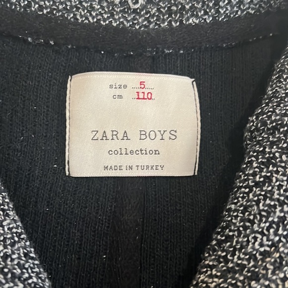 Cute boy's blazer, Size 5, Zara brand. - Picture 3 of 5